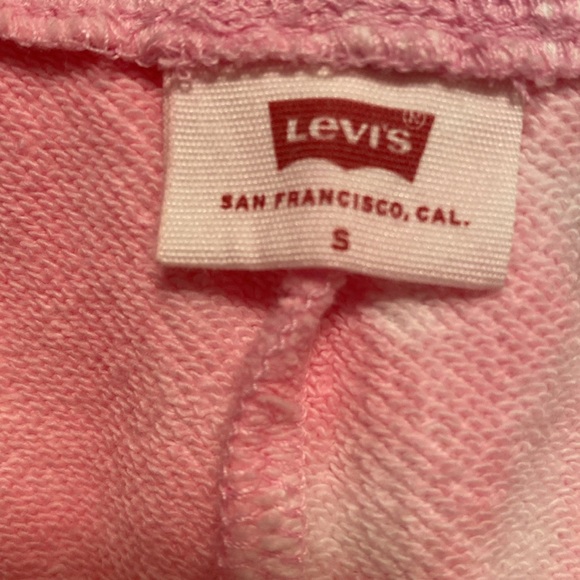Brand New Levi’s Pink Tie-Dye Shorts…size S - Picture 4 of 6